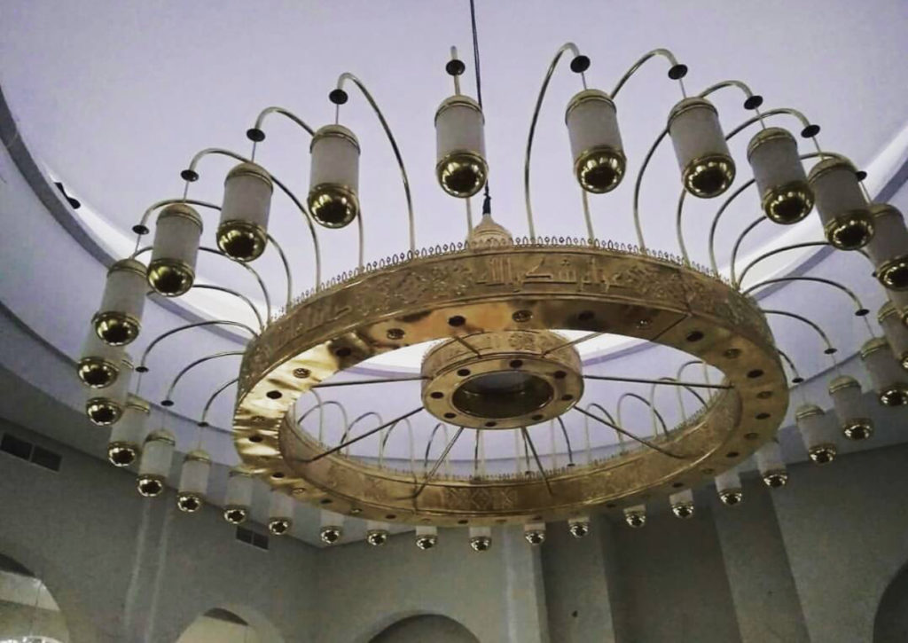 lampu masjid nabawi