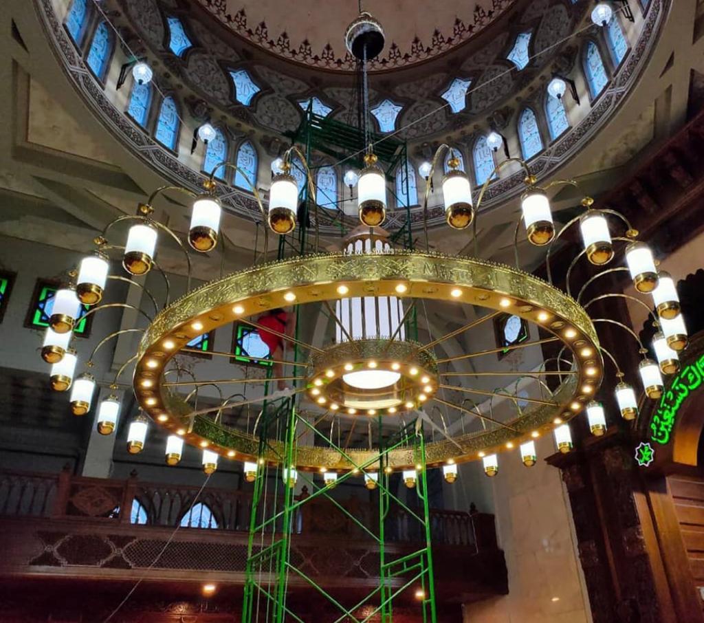 lampu masjid nabawi