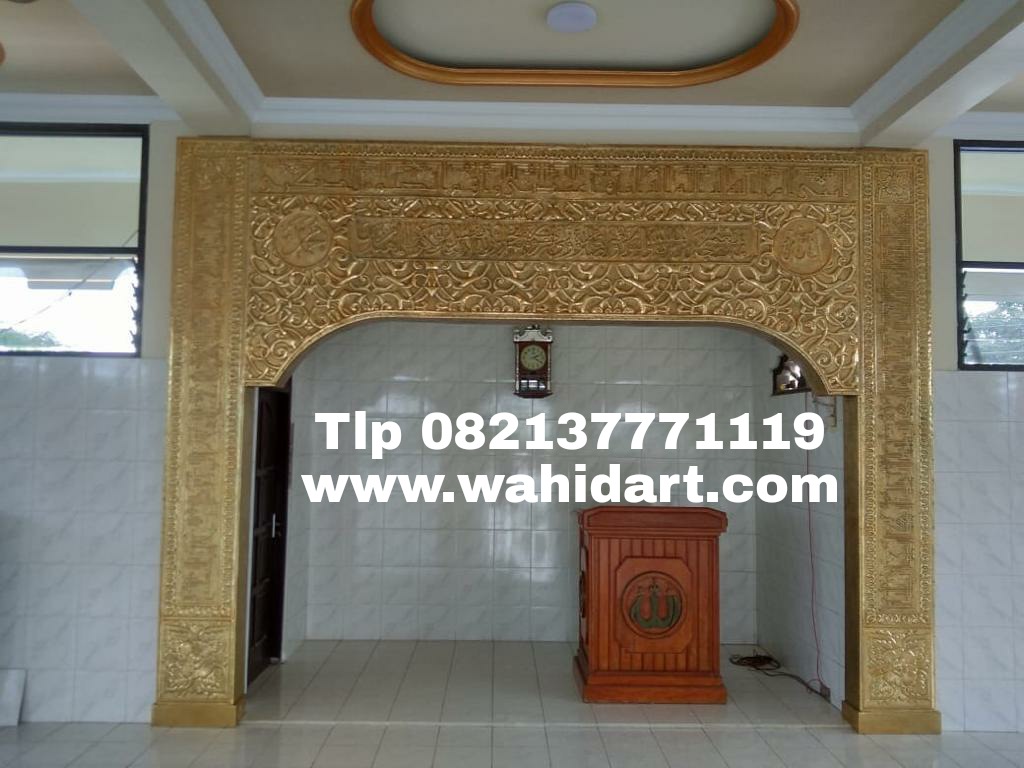 MIHRAB MASJID KUNINGAN