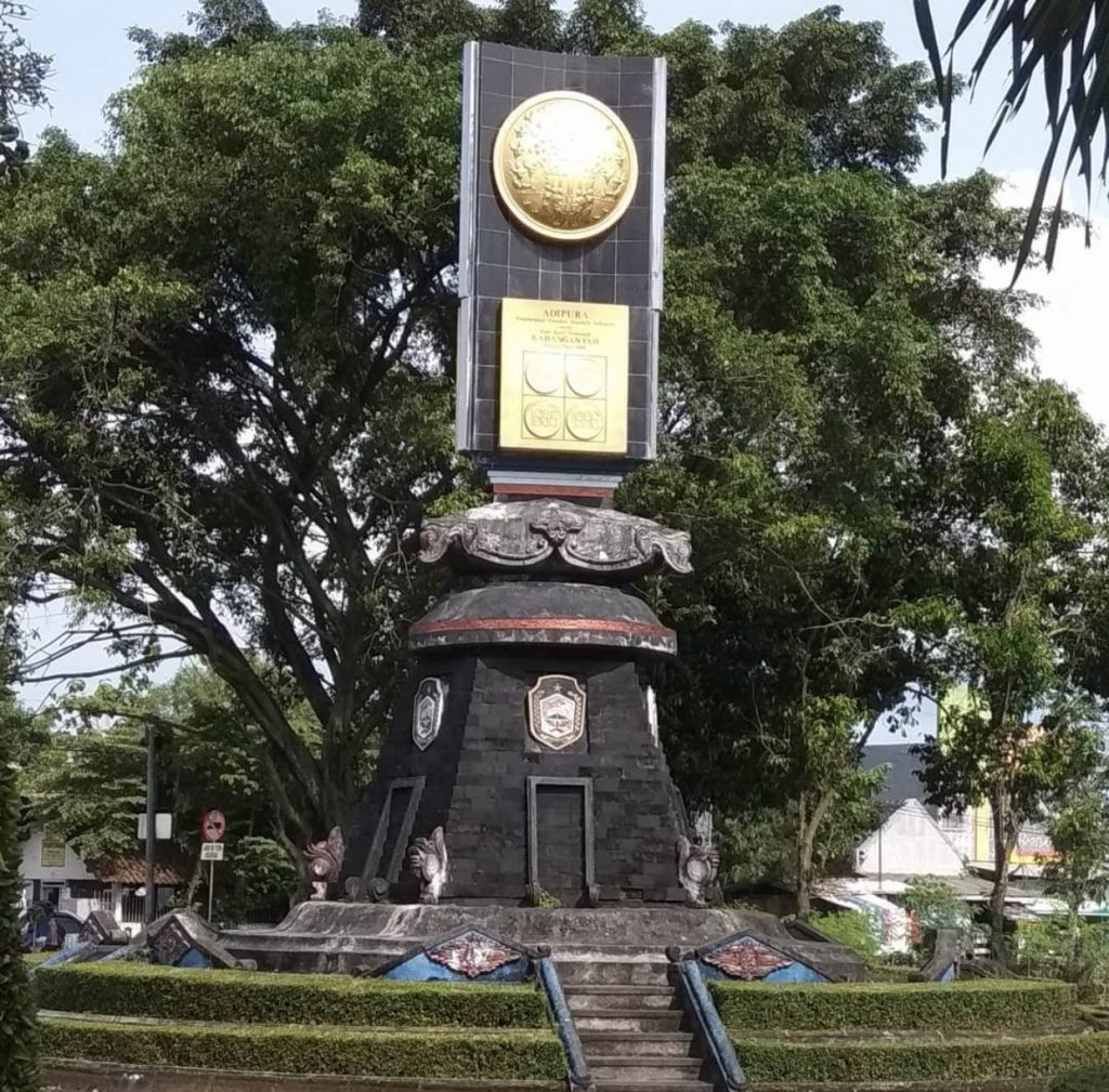 Tugu Adipura