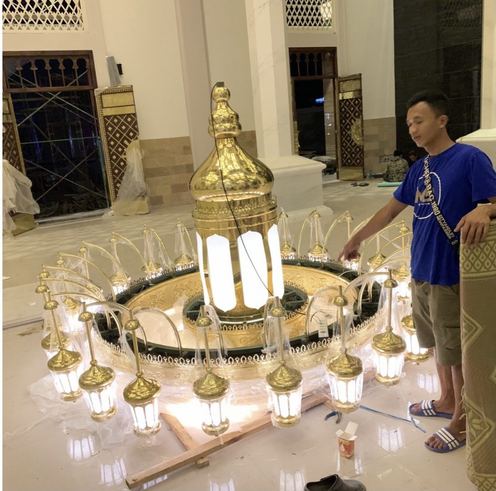 lampu masjid nabawi