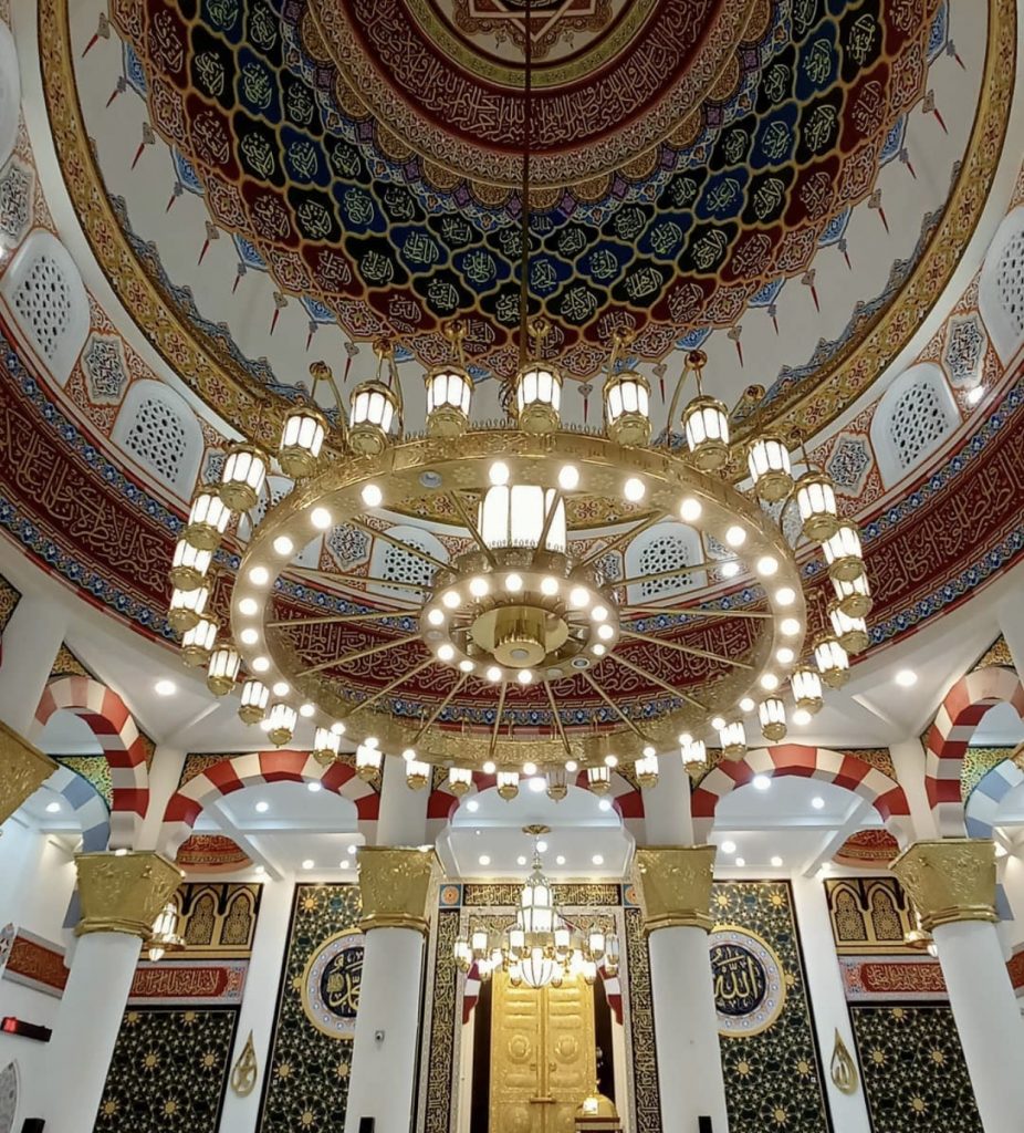 pengrajin lampu masjid nabawi