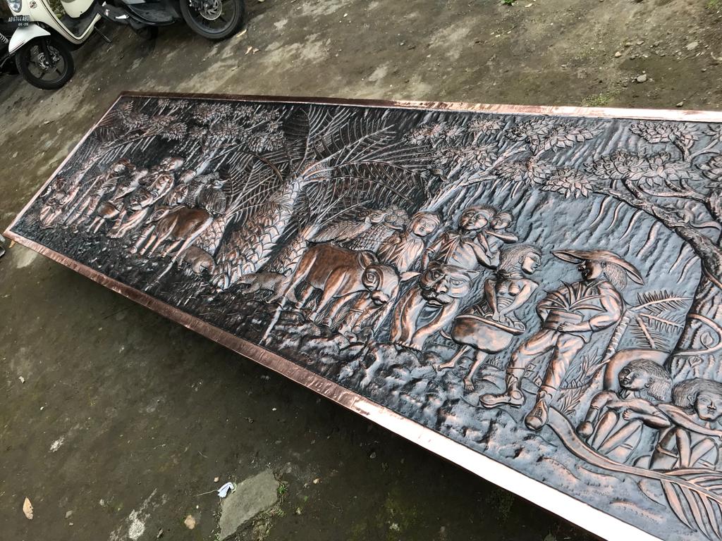 pengrajinan relief tembaga